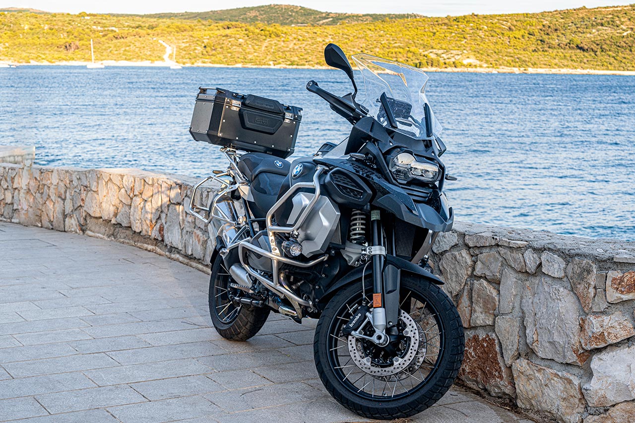 Choosing the perfect motorcycle for Corsica